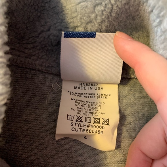 Fuzzy Lighthouse Sweater - Picture 4 of 4